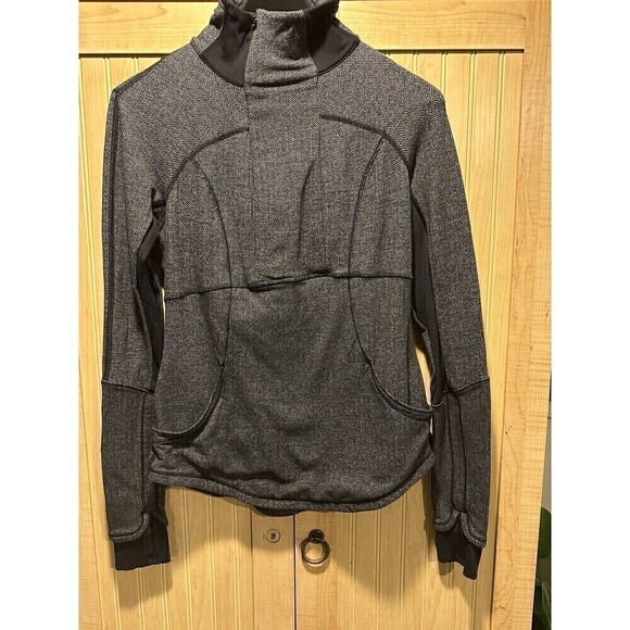 Lululemon Jackets & Blazers - Lululemon Base Runner 1/2 Zip Heathered Herringbone Heathered Black Black Size 6